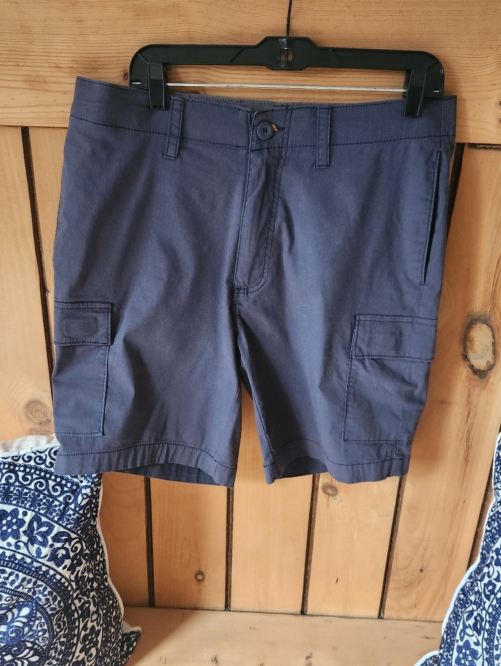 Casual Men's Size 34 Shorts in Navy Blue